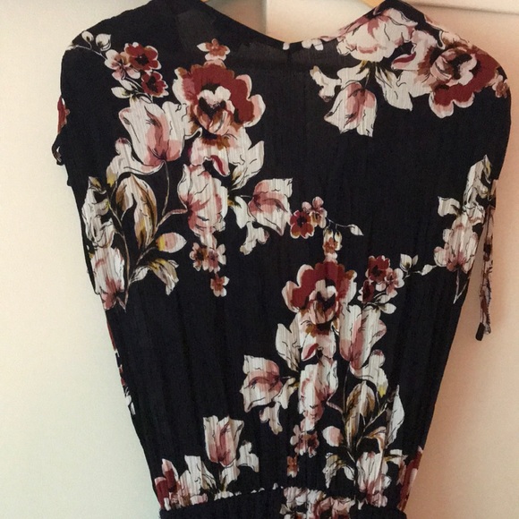 Anamá Navy Floral Maxi Dress, Small - Picture 5 of 6